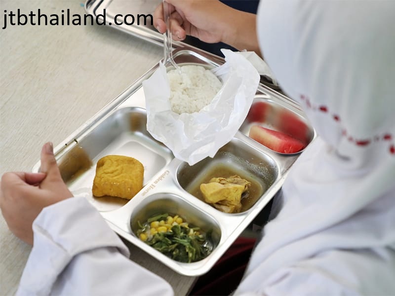 Makan Bukan Sekadar Kenyang